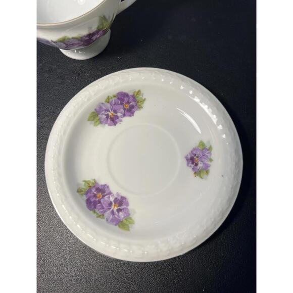 P.A.L.T. Czechoslovakia Vintage 1930s Violets Gold Trim 9 Sets Cups Saucers